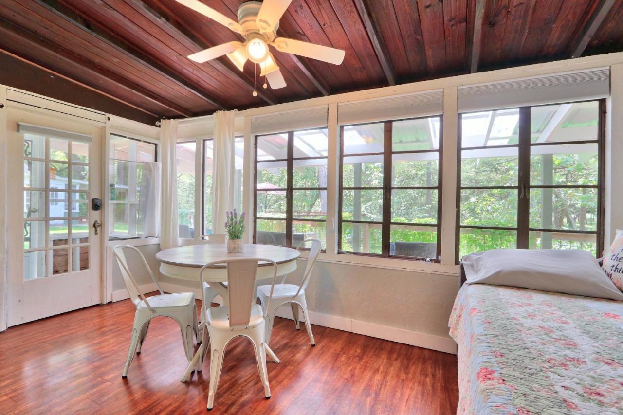 Creekside Cabins - The Getaway Villa Wimberley Esterno foto