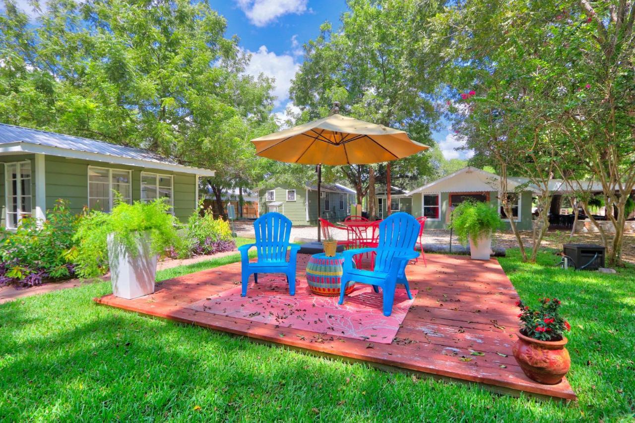 Creekside Cabins - The Getaway Villa Wimberley Esterno foto